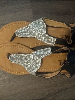 Embellished T-Strap Sandals Silver Tan Rhinestone Beaded Flat Sandals Size 9